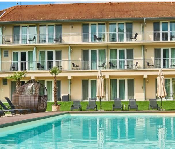 Sunshine 208 Apartman バラトンサールソー エクステリア 写真