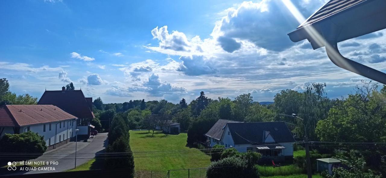 Sunshine 208 Apartman バラトンサールソー エクステリア 写真